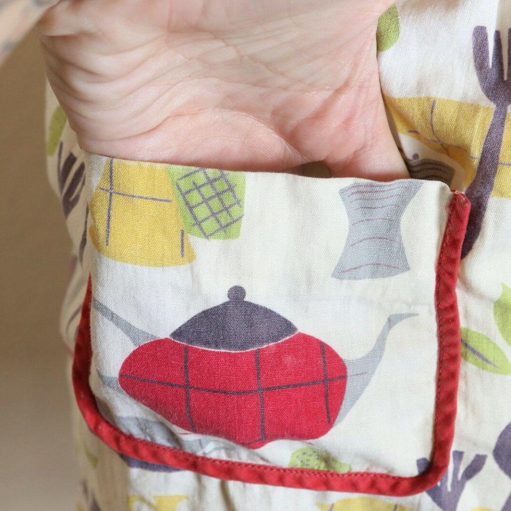Half Apron Vintage Kitchen Print Red Yellow Green - Picture 4 of 6